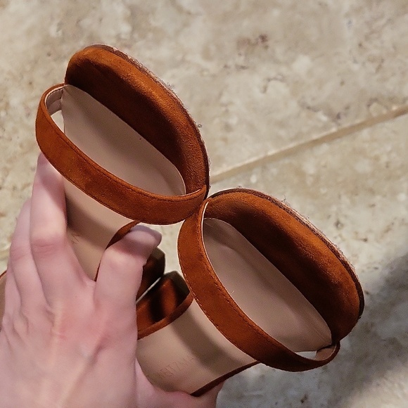 Stuart Weitzman suede sandals - Picture 5 of 5